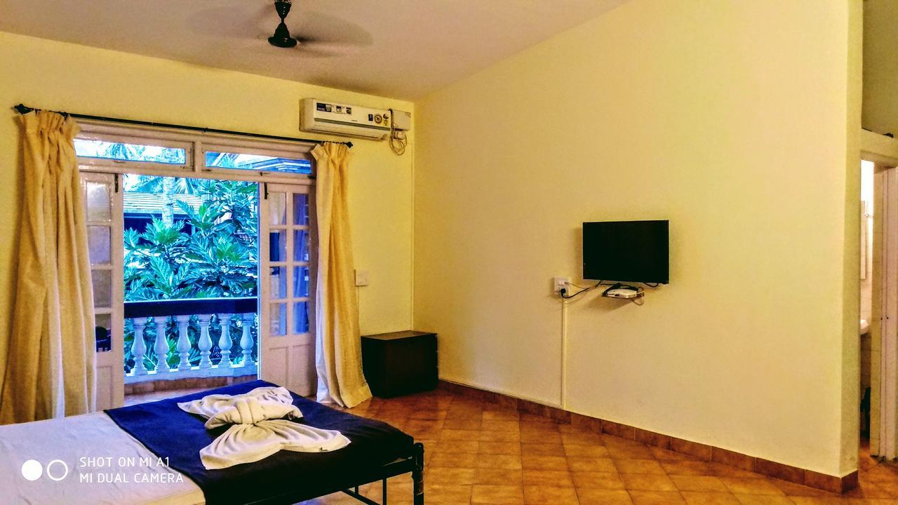Sunny Holiday Homes Calangute Ngoại thất bức ảnh